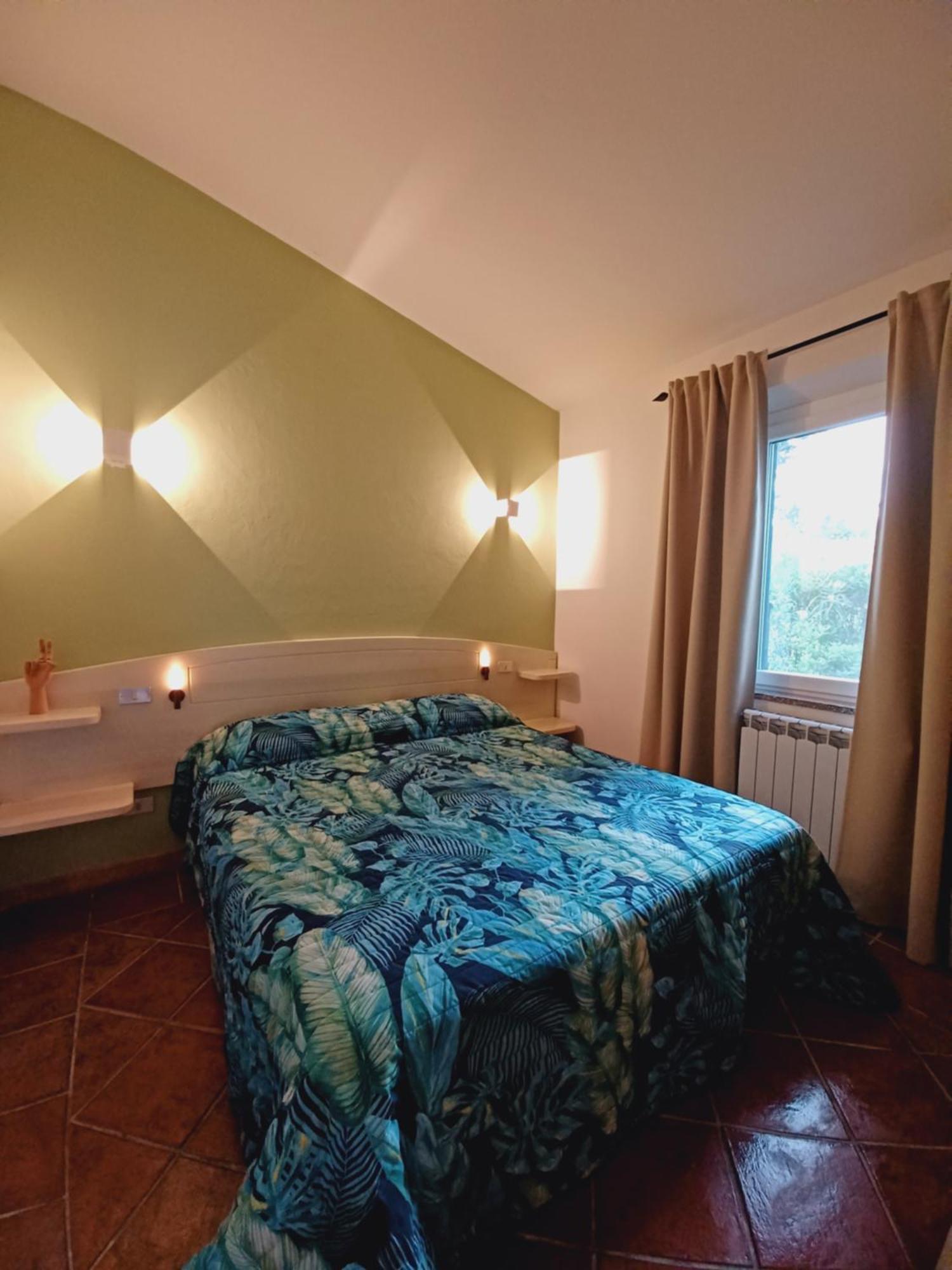 Suite Mirialveda San Pantaleo Zewnętrze zdjęcie
